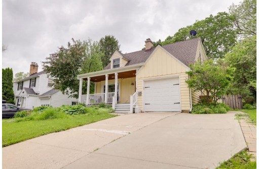 822 Ottawa Tr, Madison, WI 53711