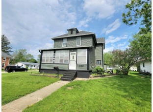 320 Broadway St Platteville, WI 53818