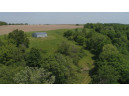 1013 Splinter Ln, Platteville, WI 53818