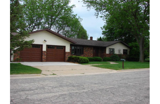 213 Arneson Rd, Barneveld, WI 53507-9712