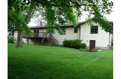 213 Arneson Rd, Barneveld, WI 53507-9712