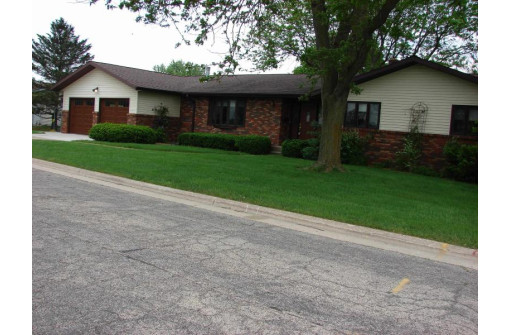 213 Arneson Rd, Barneveld, WI 53507-9712