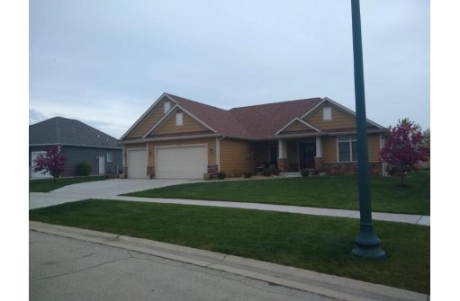 2757 Cornerstone Way, Racine, WI 53403