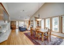 3023 Woods Edge Way, Fitchburg, WI 53711