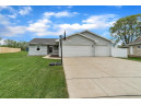 451 S Orchard St, Janesville, WI 53548