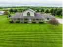 7090 Ioka Ridge Rd, Platteville, WI 53818