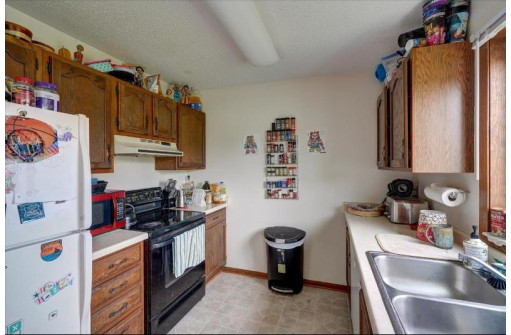 1101-1103 Centennial Pky, Waunakee, WI 53597