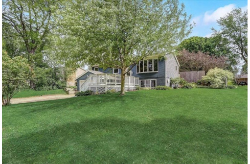 2709 Homestead Rd, Madison, WI 53711