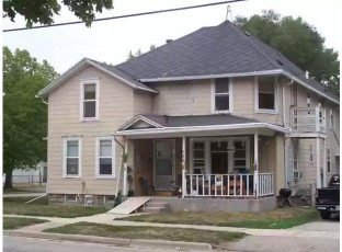 403 S Jackson St Janesville, WI 53548