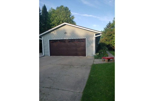 207 W Oak St, Cottage Grove, WI 53527