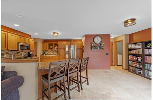 529 North Star Dr, Madison, WI 53718