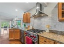 3350 Clove Dr, Madison, WI 53704-2713