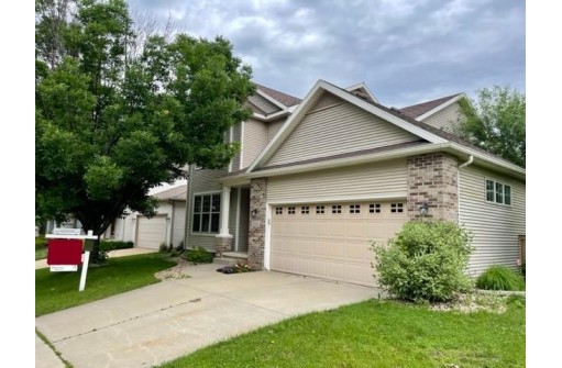 6922 Dominion Dr, Madison, WI 53718