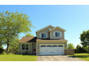 1121 Garfield Ln, Hartford, WI 53027