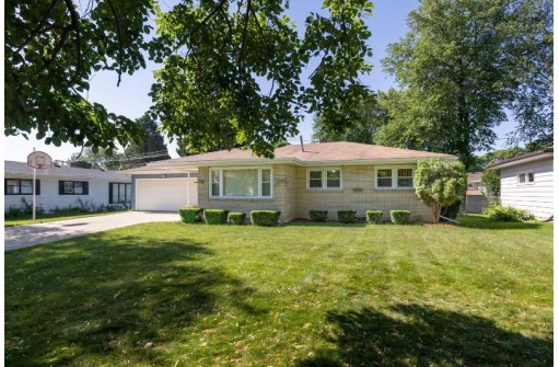 713 Troy Dr, Madison, WI 53704