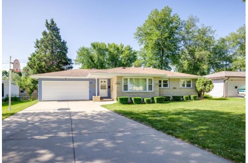 713 Troy Dr, Madison, WI 53704