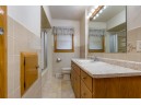 713 Troy Dr, Madison, WI 53704