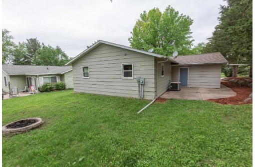 835 Jewett St, Platteville, WI 53818