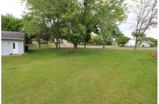 1476/1478 Hemlock Dr, Reedsburg, WI 53959