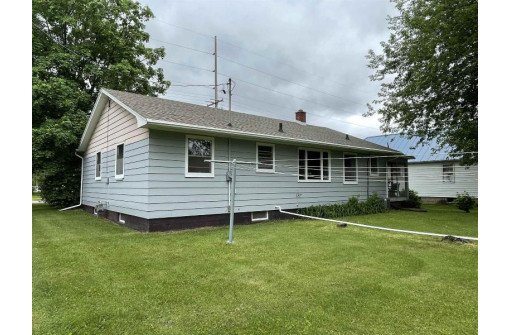 136 W Milwaukee St, Mauston, WI 53948