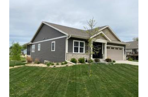 4086 Red Hawk Run, Black Earth, WI 53515