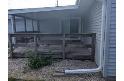 1709 Arbutus St, Janesville, WI 53546