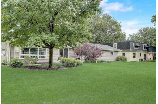 5322 Comanche Way, Madison, WI 53704