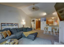 1101 Wayridge Dr, Madison, WI 53704