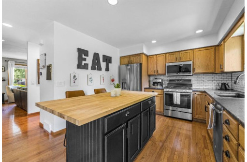 3701 Basalt Ln, Madison, WI 53719