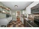 66 S Blackhawk St, Janesville, WI 53545