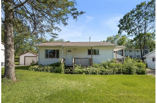 1029 Ridgewood Way, Madison, WI 53713