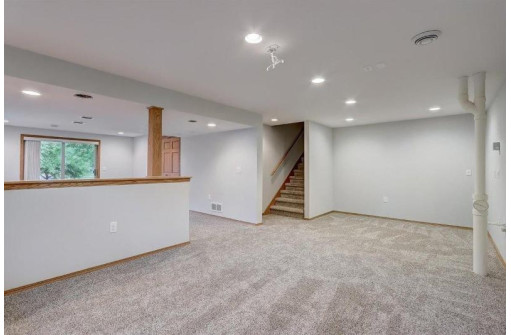 705 Notting Hill Way, Madison, WI 53718