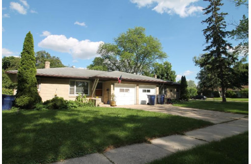 1132-1134 Hoover St, Janesville, WI 53545