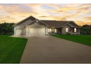 N6944 Hillview Dr, Beaver Dam, WI 53916