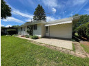 1034 N Claremont Dr, Janesville, WI 53545