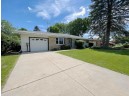 1034 N Claremont Dr, Janesville, WI 53545