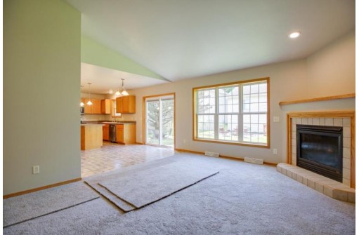 5401 Penny Ln, Madison, WI 53718