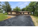 616 Shagbark Ln, DeForest, WI 53532