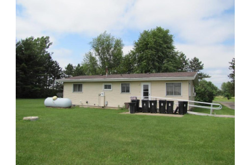 7832 Dixie Rd, Tomah, WI 54660