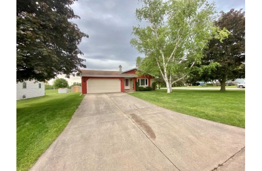 503 Ardmore Ave, Ripon, WI 54971