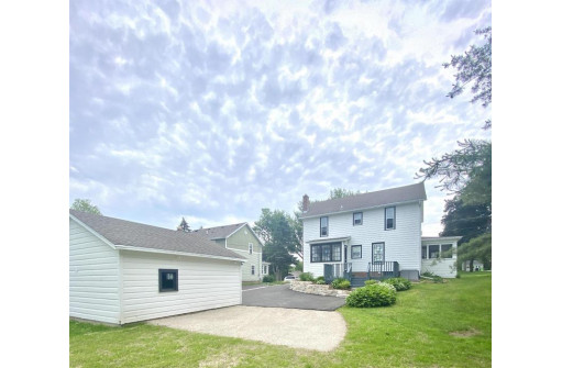 399 Lake St, Green Lake, WI 54941