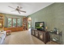 1210 Wayridge Dr, Madison, WI 53704