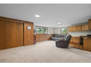 925 Keenan Ln, Stoughton, WI 53589