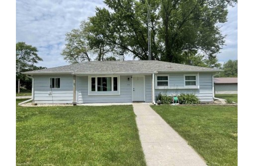 210 Liberty St, Deerfield, WI 53531