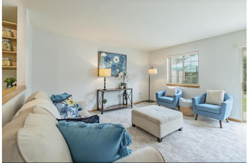 6725 Reston Heights Dr 3, Madison, WI 53718