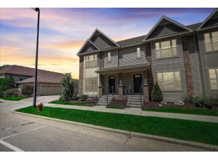 470 Park St Sun Prairie, WI 53590