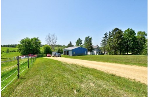 N9653 County Road J, New Glarus, WI 53516