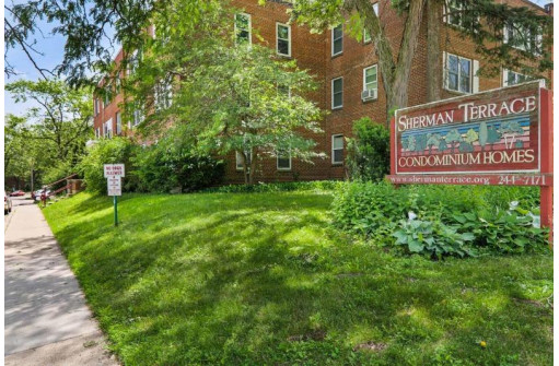 13 Sherman Terr 4, Madison, WI 53704