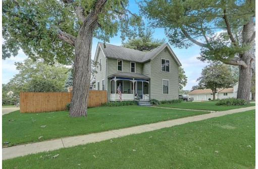 403 Franklin St, Sauk City, WI 53583