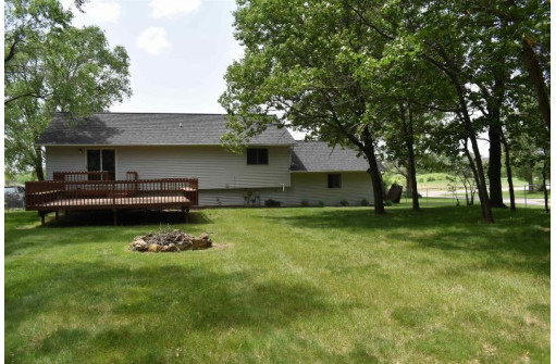 2342 Myrtle St, Reedsburg, WI 53959